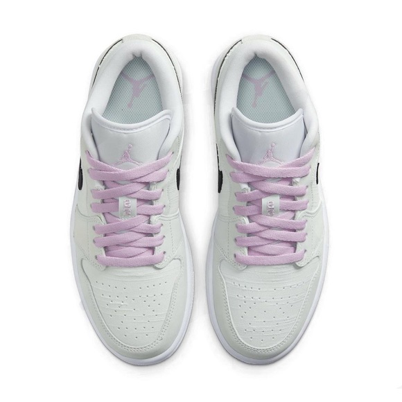 New Women’s Jordan 1 Low Sneakers - Picture 11 of 12